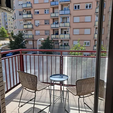 Stepa Apartment *